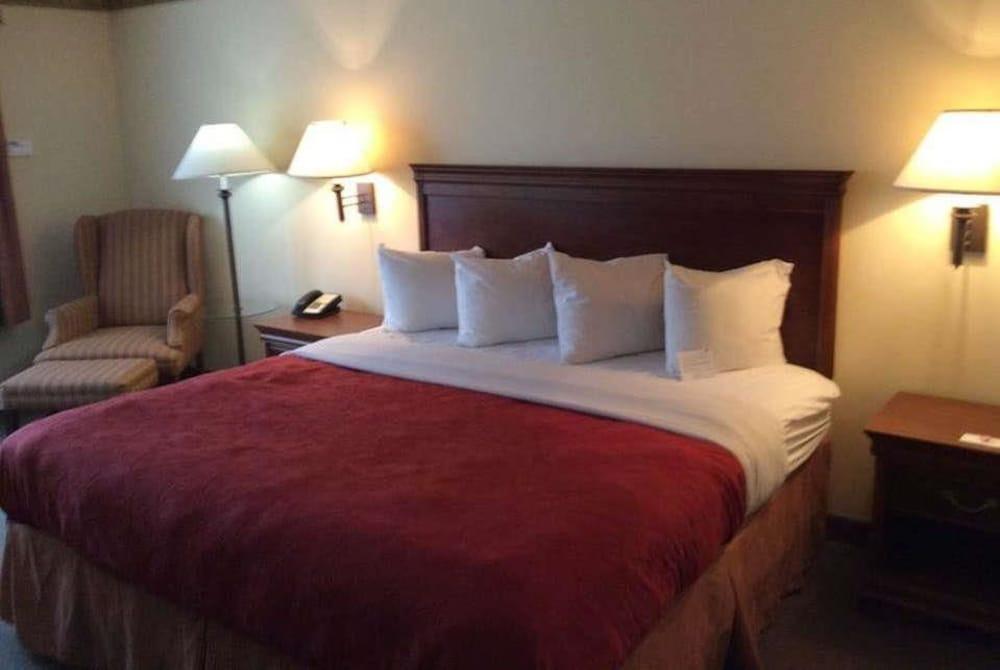 Hotel Baymont By Wyndham 2*
