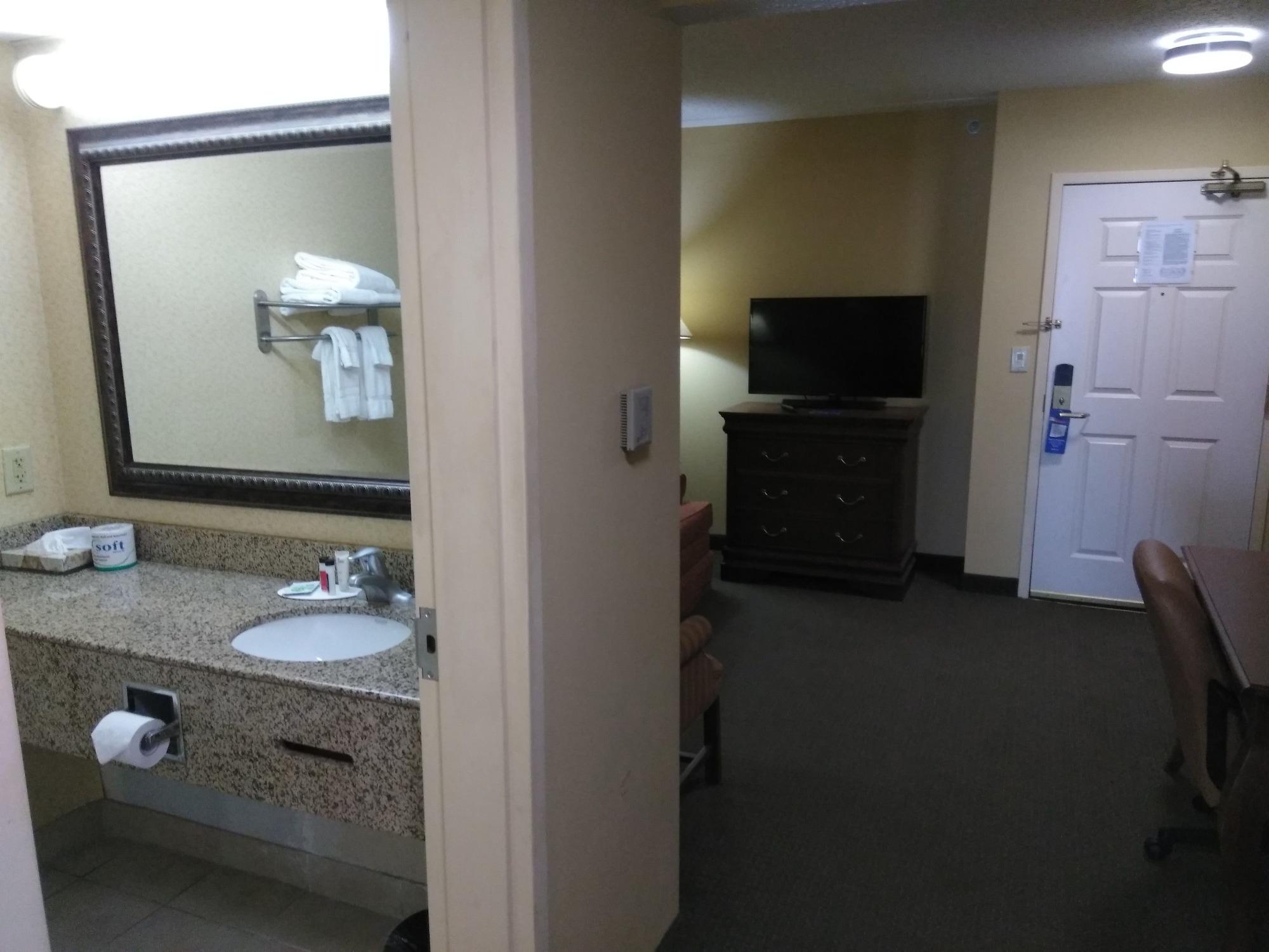 Hotel Baymont By Wyndham