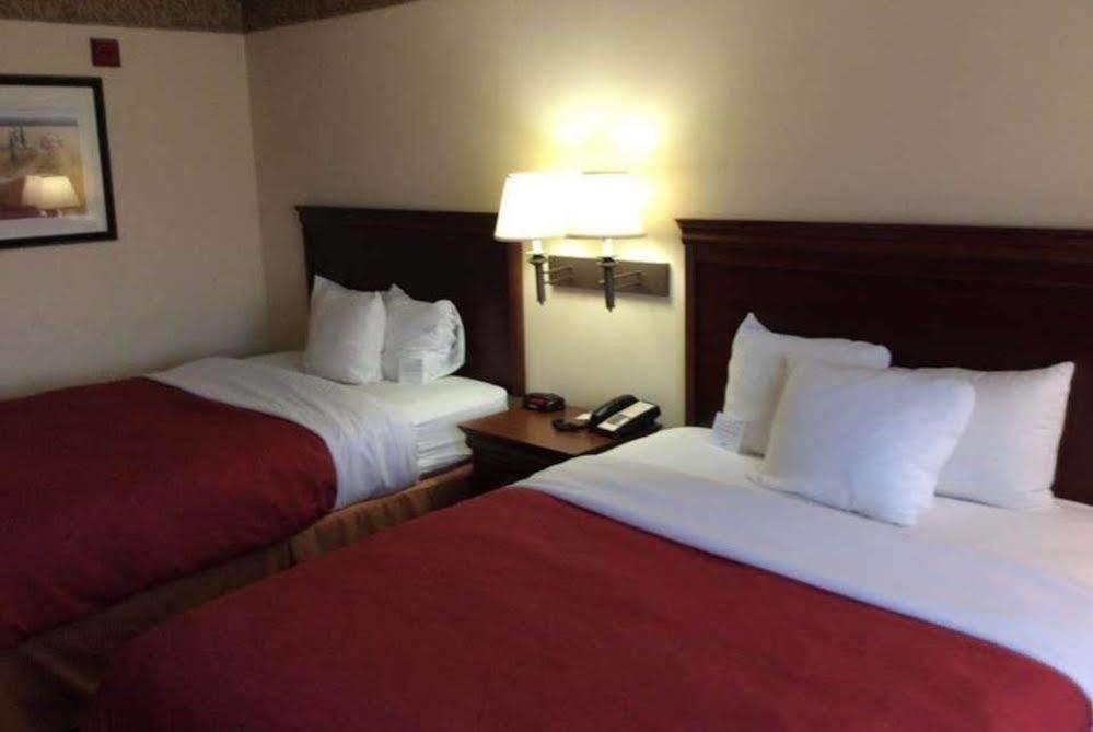 Baymont By Wyndham Hotel