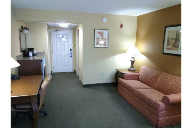 Baymont By Wyndham Hotel Clinton